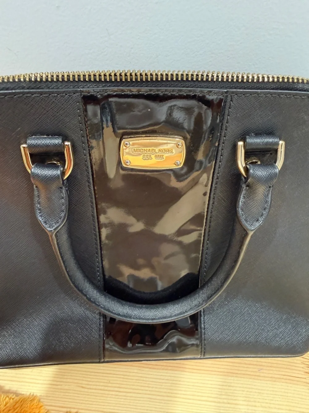 Michael Kors Cindy Large Dome Satchel - Saffiano & Patent